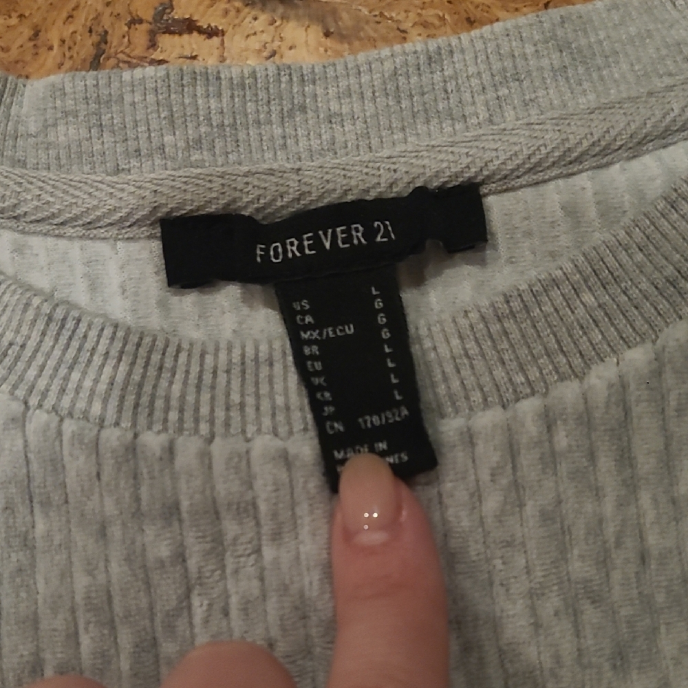 Gray Ribbed Long Sleeve Crop Top - Picture 2 of 2